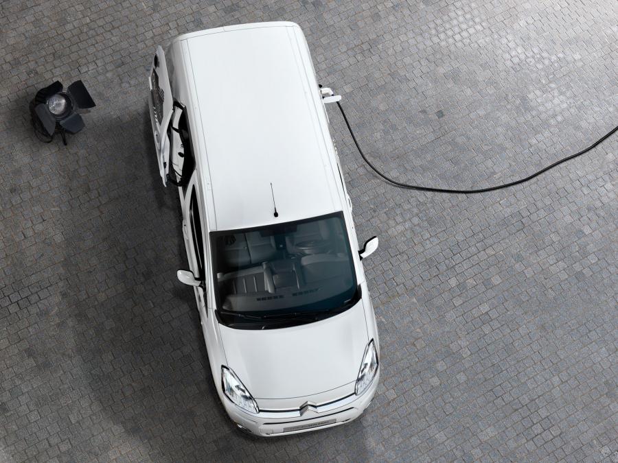  Citroen Berlingo Van Full Electric 2013 года  (фото 3 из 5)